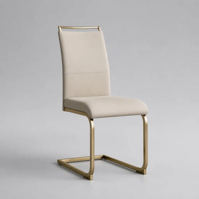 Chaise cantilever en similicuir beige et métal doré, 45 × 58 × 98 cm